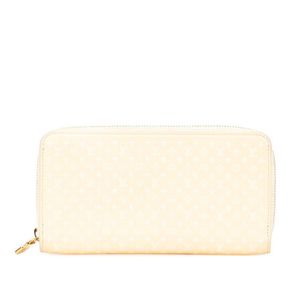 Louis Vuitton Zippy Wallet M82229
